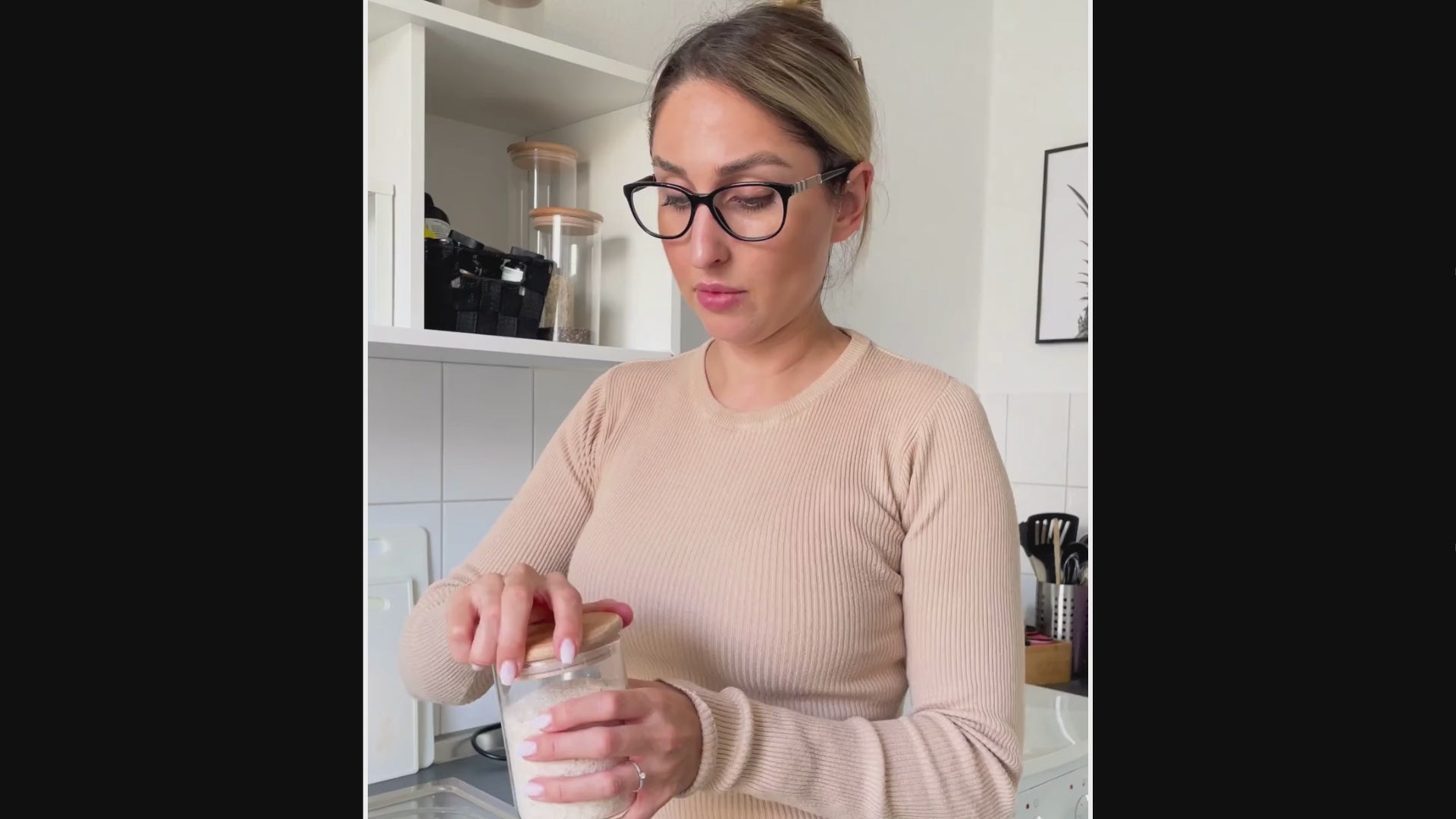 Video laden: UGC Schlupfwespen (Video).mp4